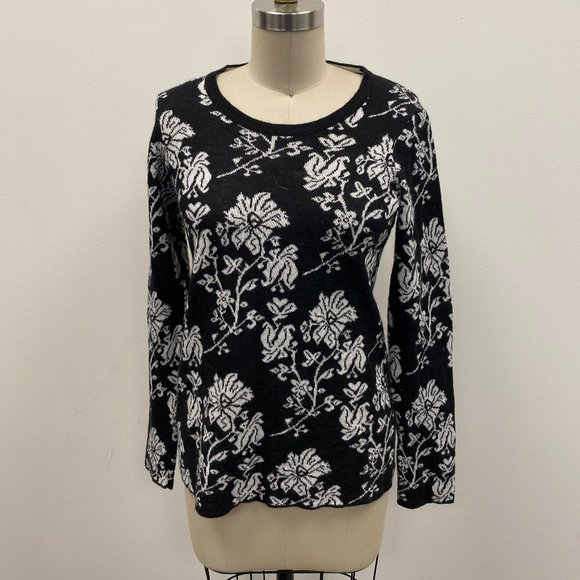 Cocogio Pullover Sweater, Size M - Picture 1 of 3